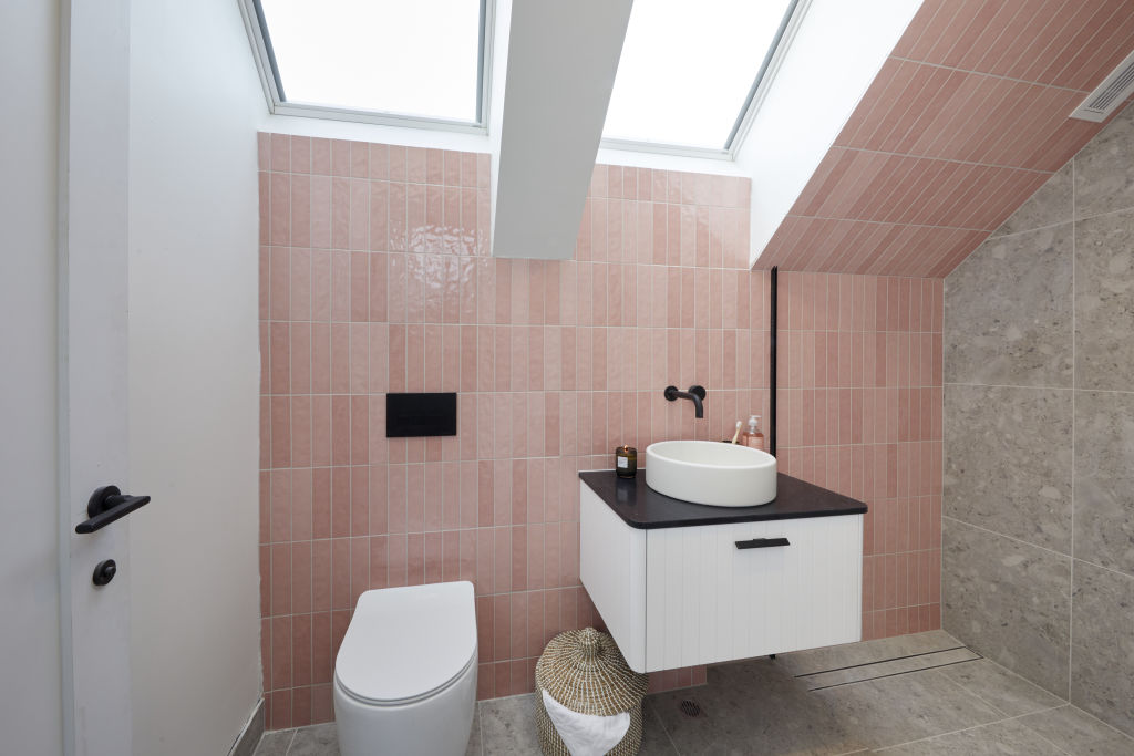 A pop of pink adds a contemporary touch. Photo: Channel Nine