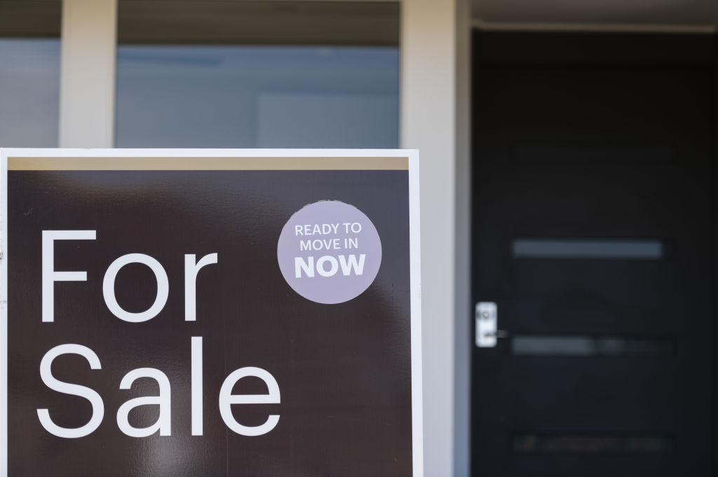 New listings were up almost 10 per cent in Sydney, over the four weeks to August 29. Photo: Marc Pricop
