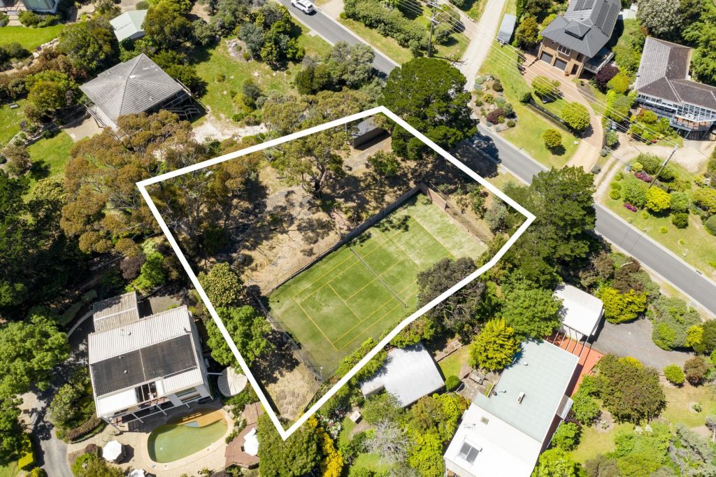 Tennis court in seachange hotspot listed for $1.1m to $1.21m