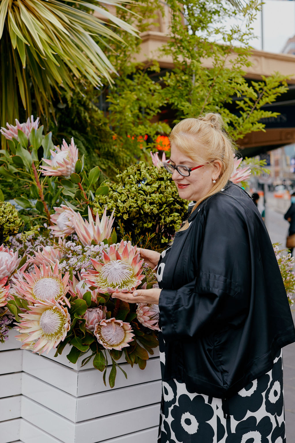 Flowers Vasette's founder and managing director Cherrie Miriklis-Pavlou, who is celebrating her florist's 30th anniversary, chose the colours and stems to represent hope and newfound vibrancy after lockdown. Photo: Amelia Stanwix Photography.