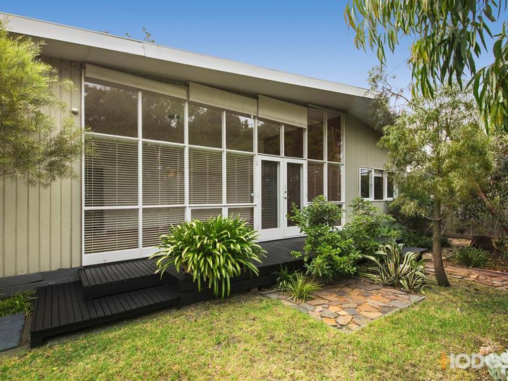 8 Bronte Court, Hampton, as seen in 2017. Photo: Supplied