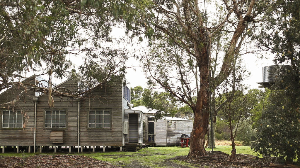 A not-so-average cabin in regional Victoria, designed and built by one man