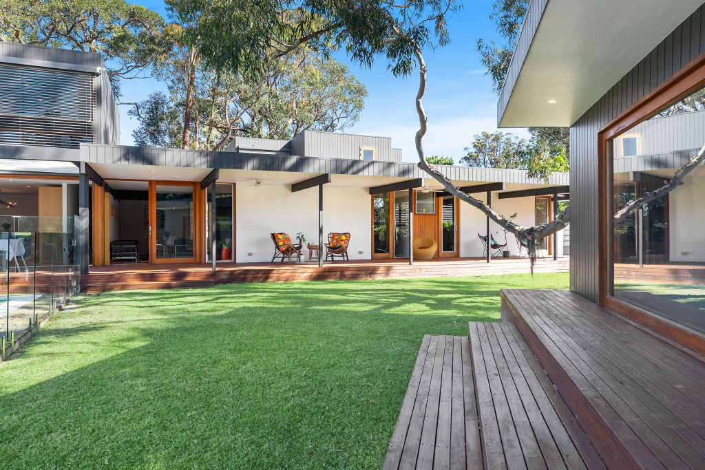 MCA architect's revitalisation of original Ken Woolley home headed for auction