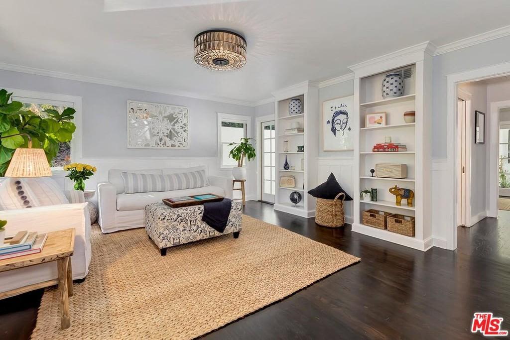 Inside Margot Robbie's investment property in LA which has been listed for sale. Photo: Realtor.com