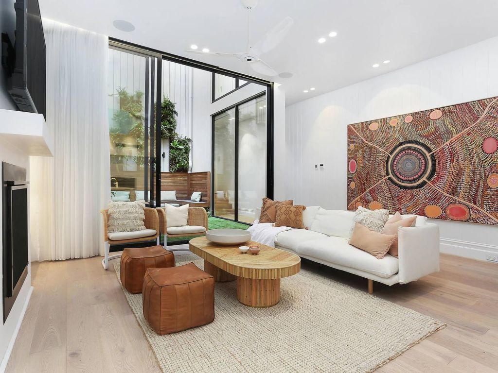 38C Grey Street St Kilda is for rent. January 2021.