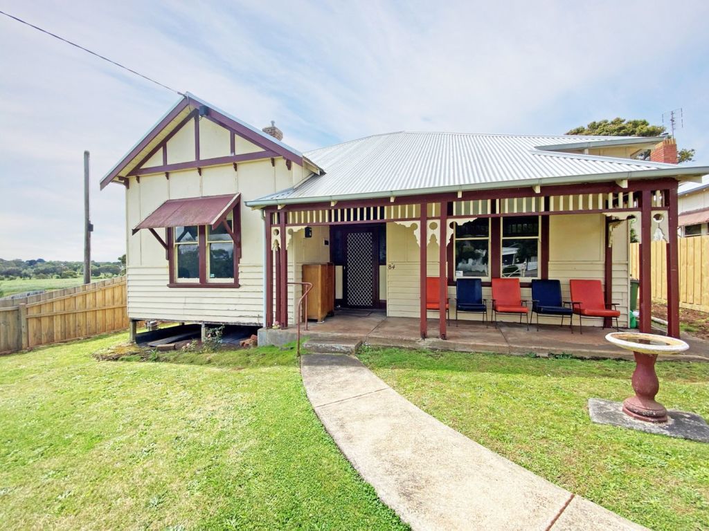 Rising rental prices could attract renters to the regions. Photo: Supplied