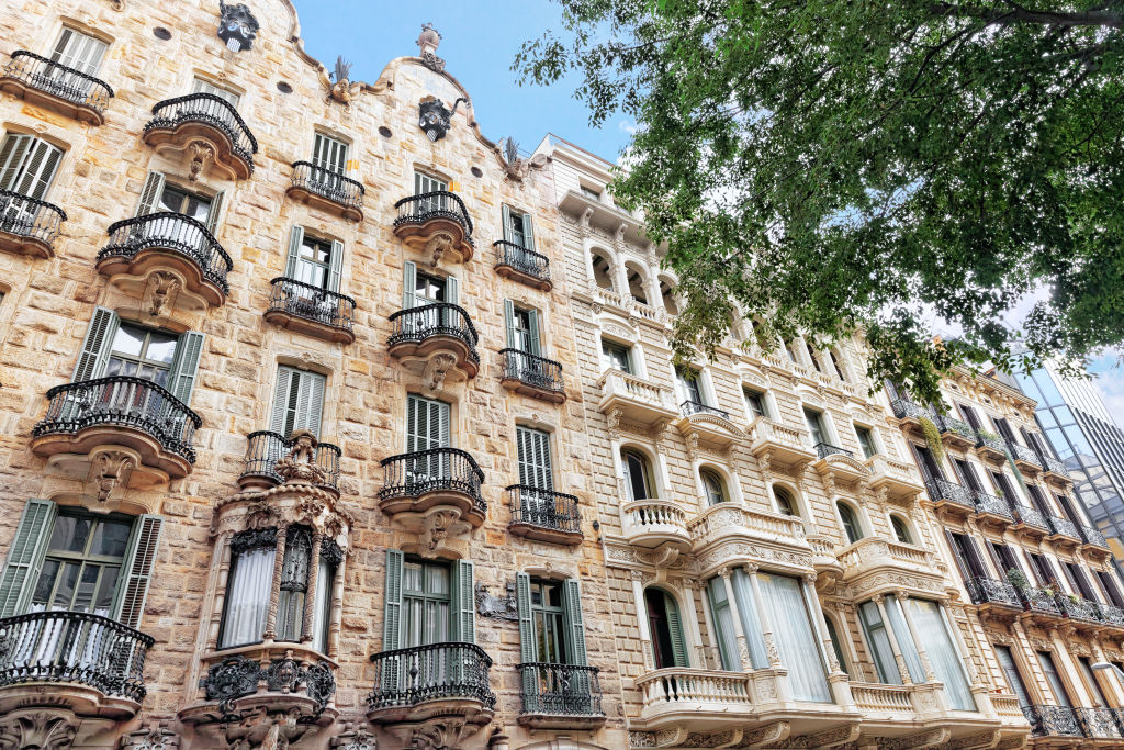 Spanish homeowners are afraid to advertise their properties with 'for sale' boards in case it attracts squatters. Photo: Shutterstock/V_E