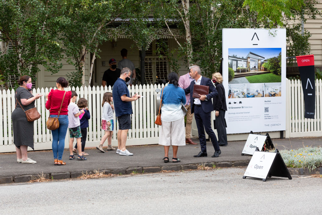 House hunters wait to inspect a home in Balaclava on Saturday. Photo: Greg Briggs