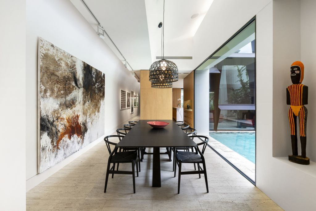 The elongated dining room. Photo: Greg Hocking Holdsworth.