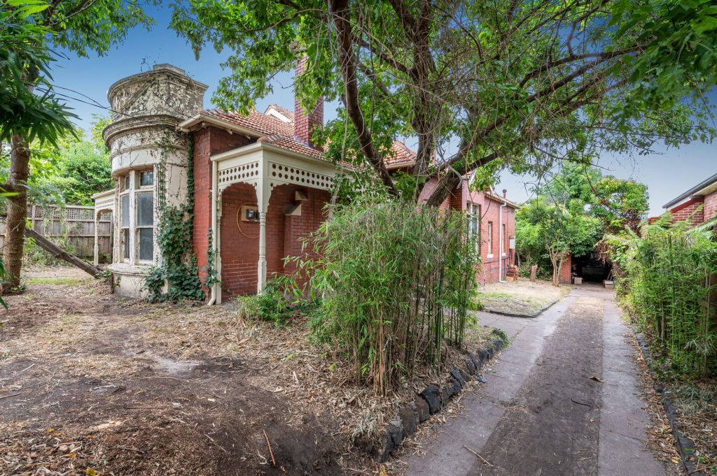The home is subject to heritage restrictions. Photo: Kay & Burton