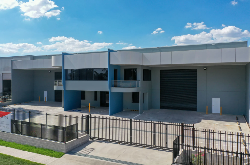 Market wrap: ex-Schweppes facility leased to electronics retailer