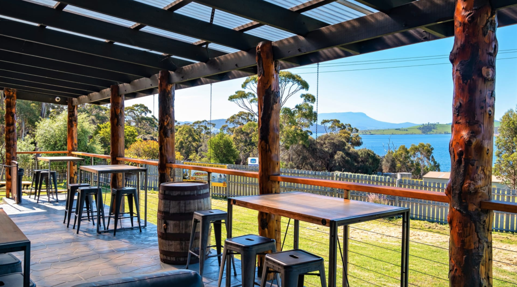 Fancy a dram? Here's your chance to be a part of Tassie's booming whisky industry