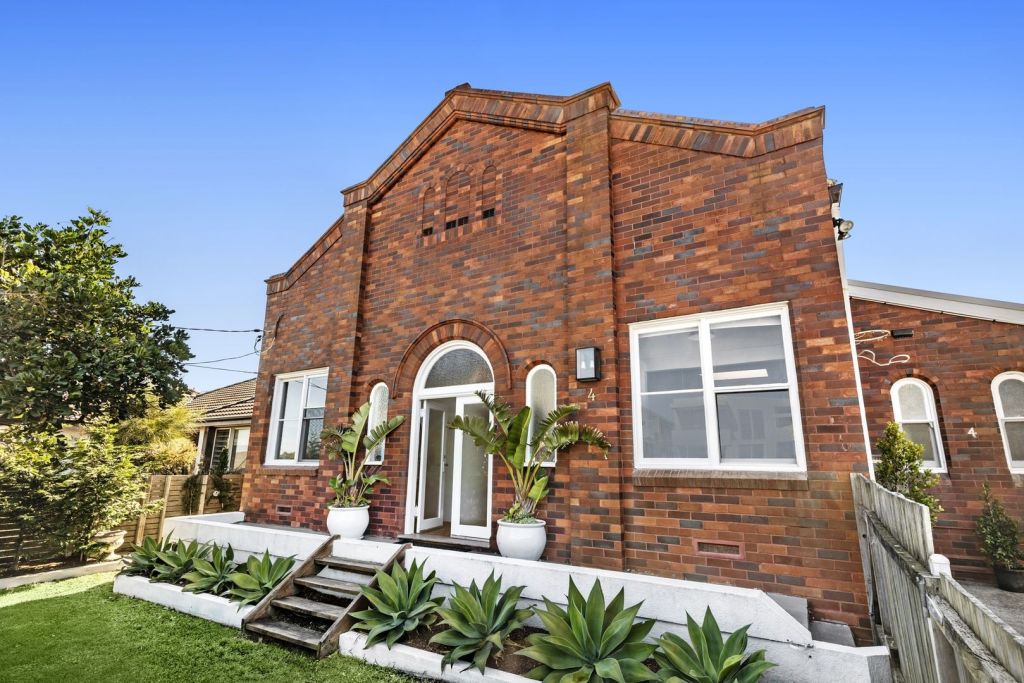 The former church last traded in 2014 for $2.3 million, selling under the hammer for $300,000 more than the reserve.