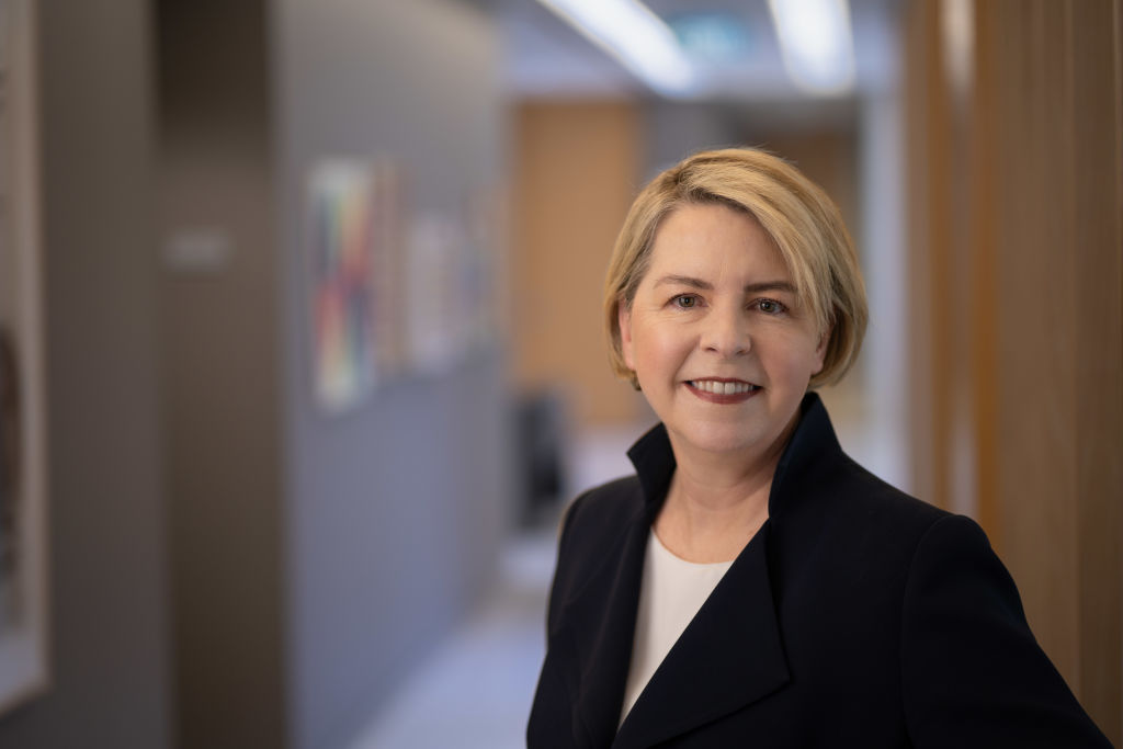 Genevieve_Collins_-_Chief_Executive_Partner_Lander_Rogers_ngzehh