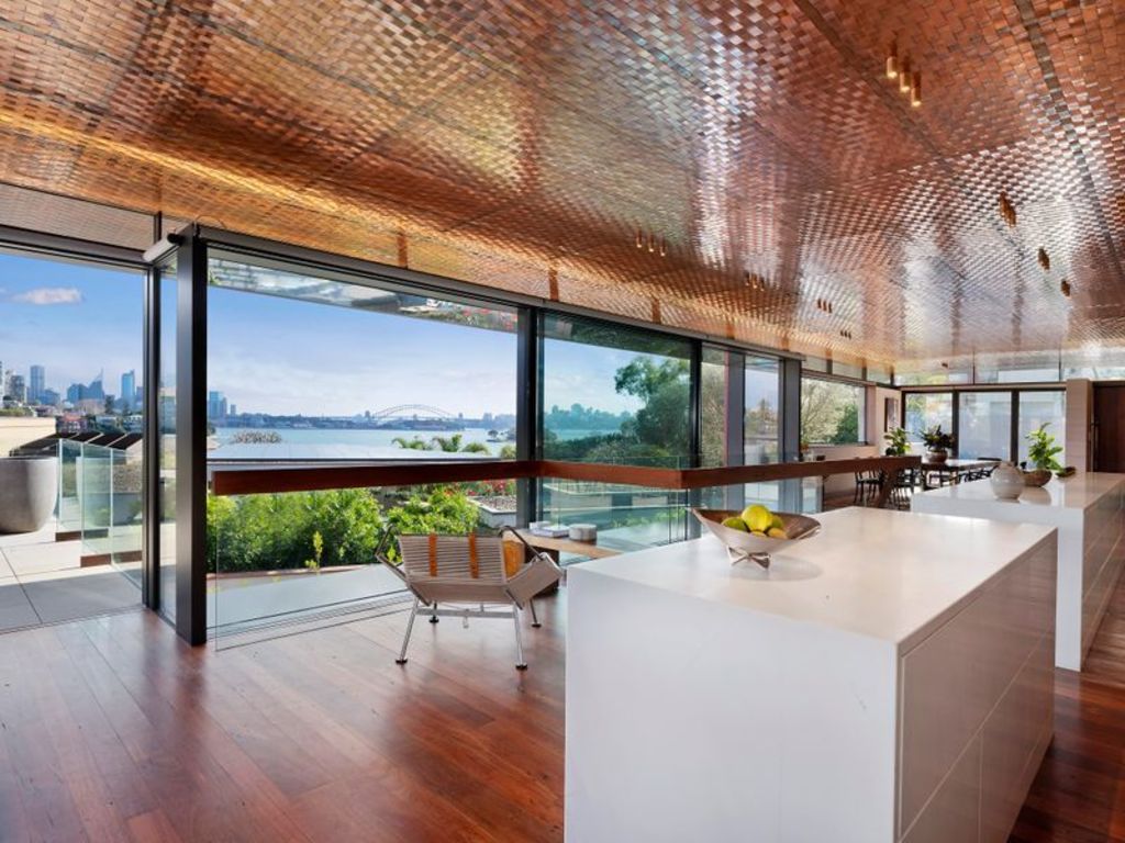 The house is one of only three on Point Piper's prized Wingadal Place.