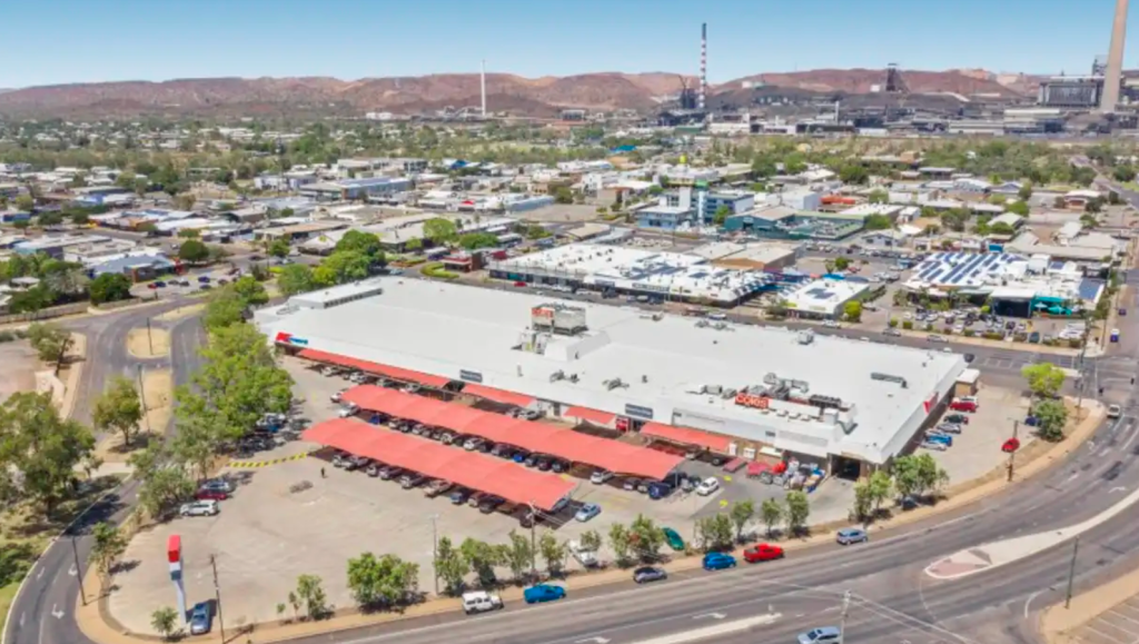 SCA goes shopping in Mt Isa