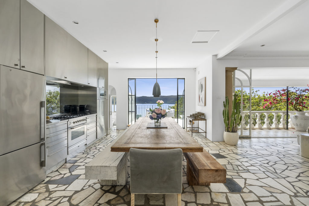 The Eye Catching Kitchen Trends Transforming The Heart Of Our Homes   136 Pacific Rd Palm Beach Kitchen 1 Pqouaw 