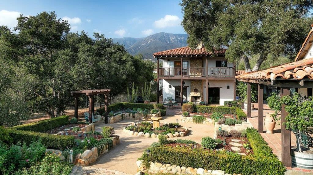 Ellen DeGeneres sold this Californian ranch to Tinder founder Sean Rad. Photo: Zillow