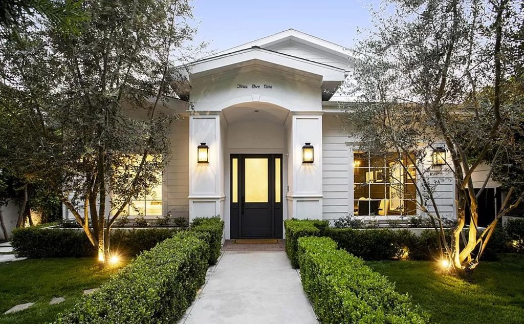 The property last sold for $US2,725,000. Photo: Zillow
