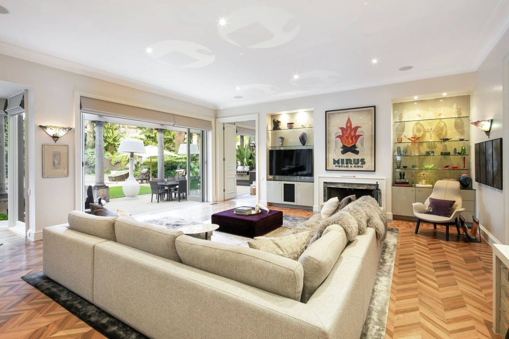 Inside 60 Hopetoun Road, Toorak. Photo: Marshall White Stonnington