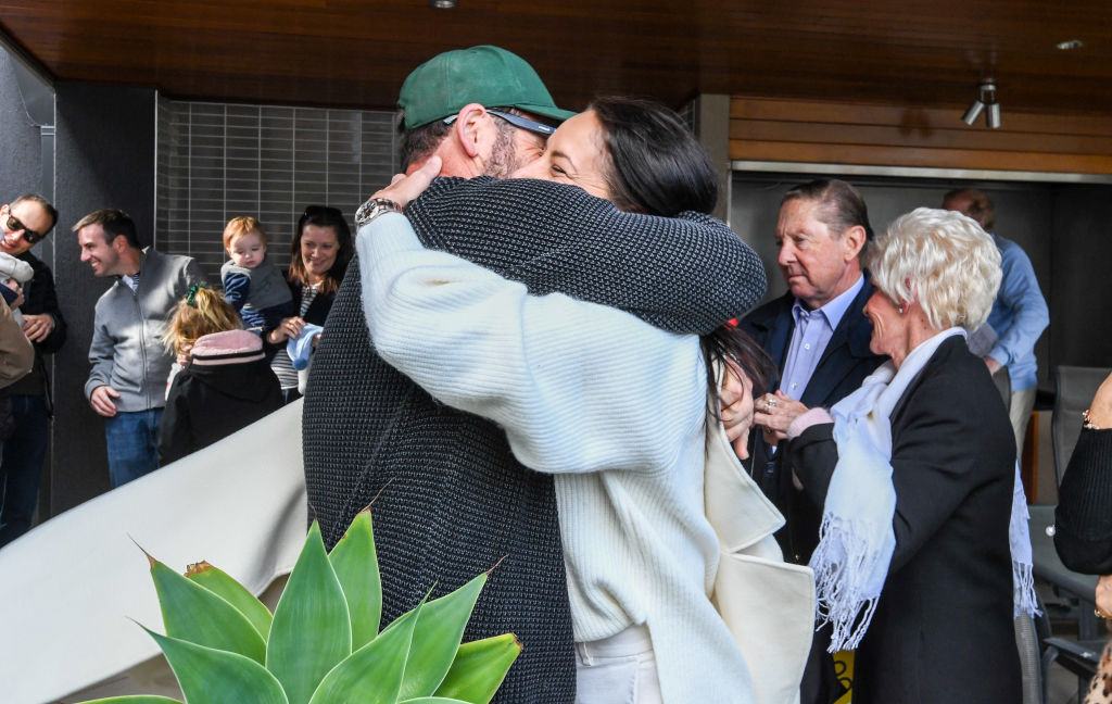 The winning bidders for the Maroubra house. Photo: Peter Rae