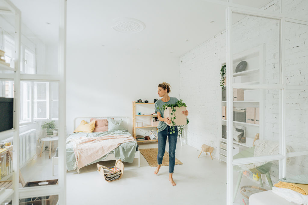 Take steps to keep clutter at bay in your designated rest zone. Photo: iStock