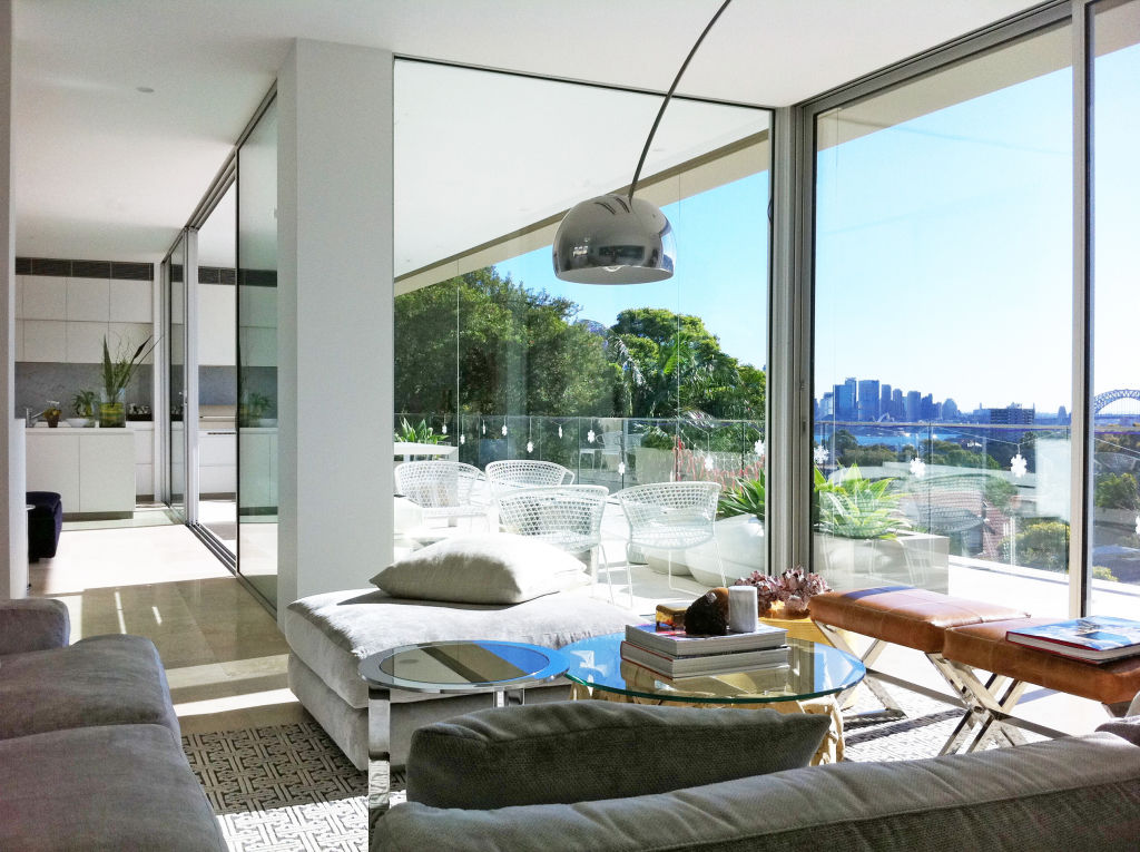 JP Morgan's Steve Maartensz has sold his architect John Burgess-designed Mosman residence for more than $19 million.