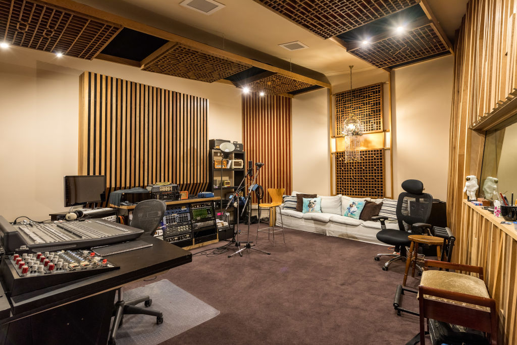 With its own soundproof recording studio, Jimmy Barnes says he recorded six of his albums in there.  Photo: Supplied