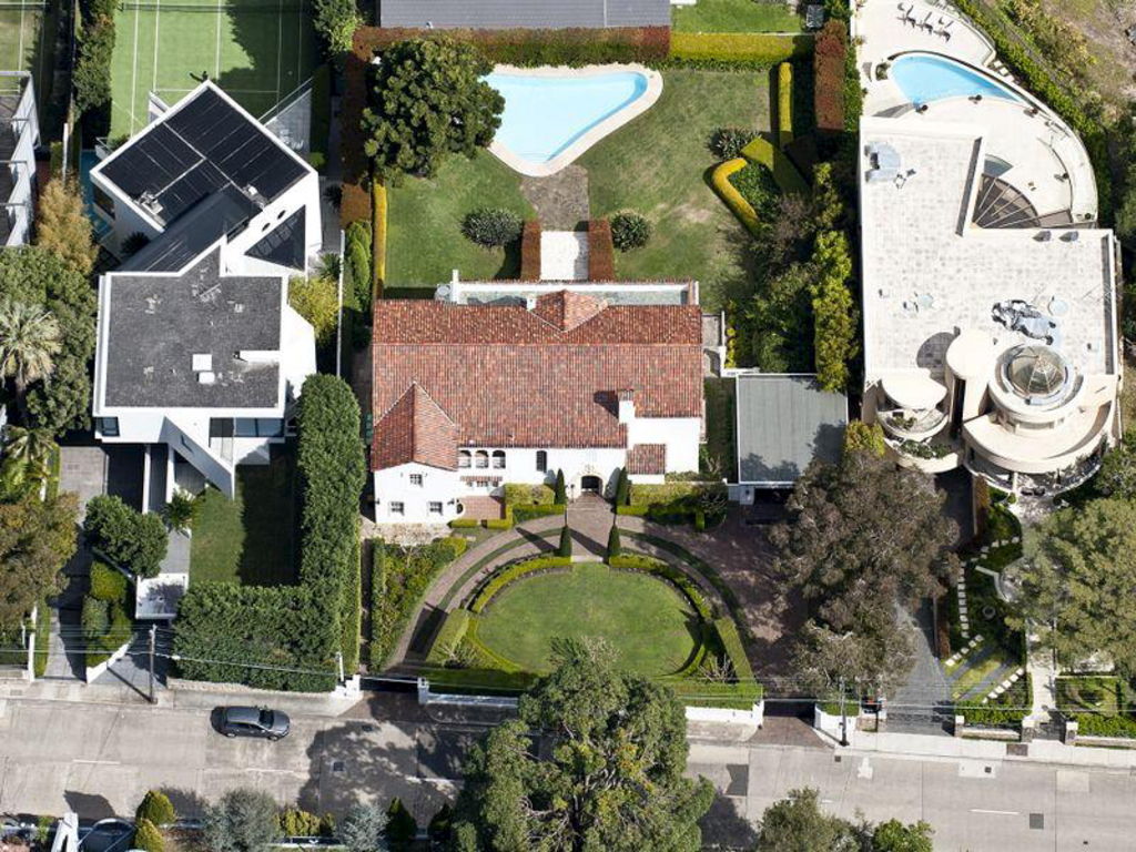 An aerial view of the F. Glynn Gilling house as it was when it last traded in 2013 for $15 million.