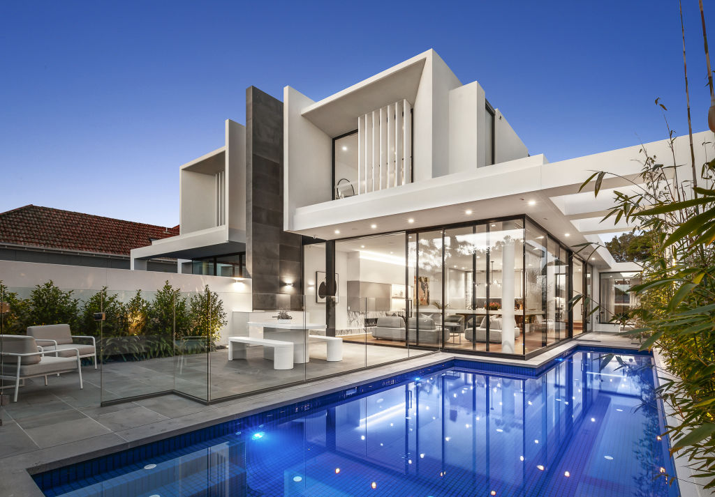 Luxury Homes Worth Over 5m