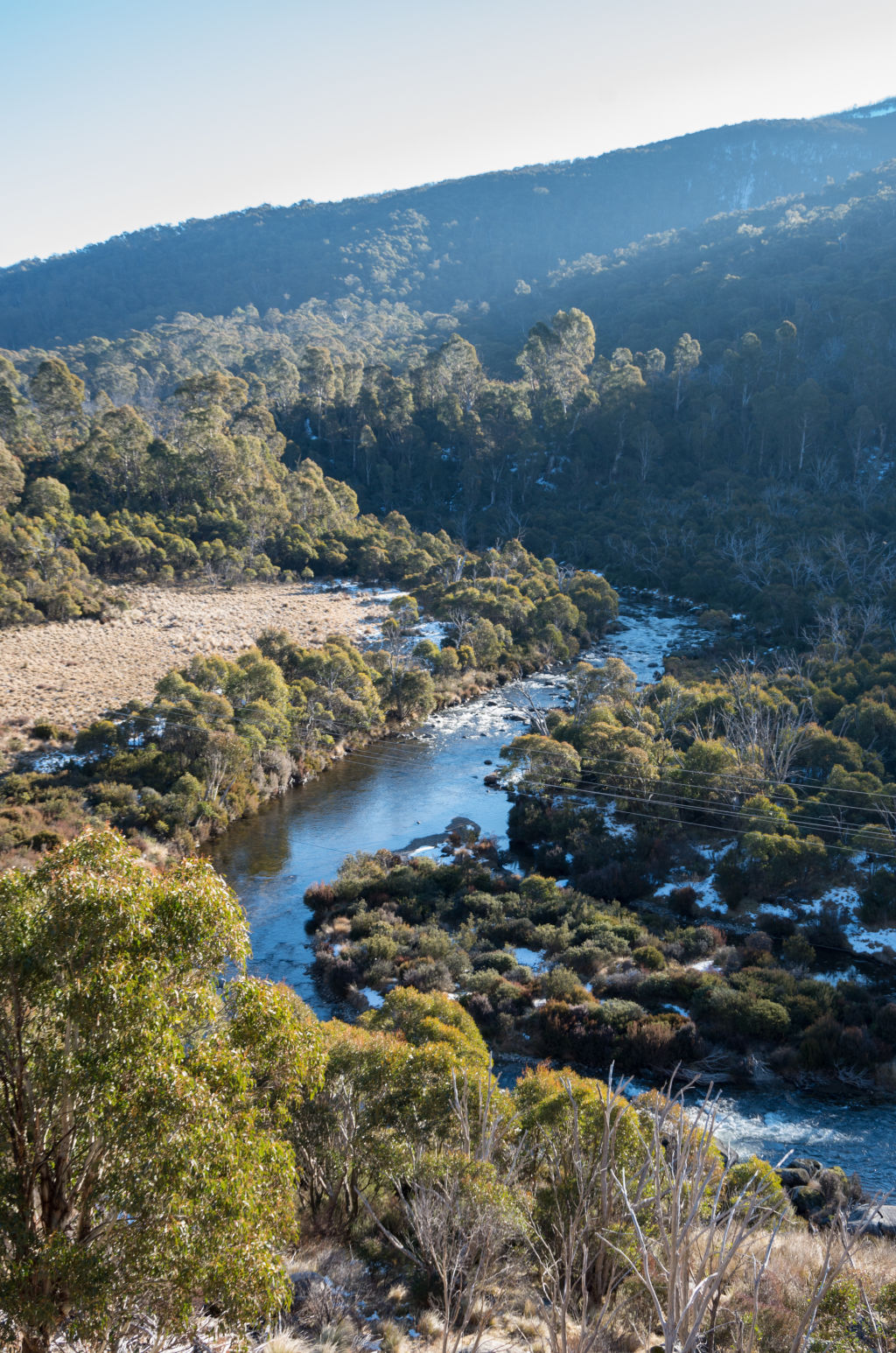 Jindabyne: Does this town have 'the perfect mix of country charm and ...