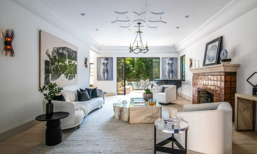 Rihanna should take a bow for this styling.  Photo: Redfin.