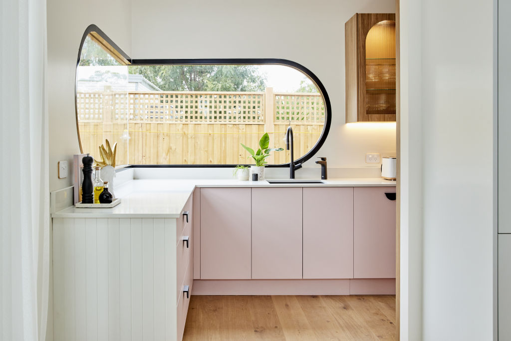 Tanya and Vito's soft pink made their built-ins stand out. Photo: Channel Nine