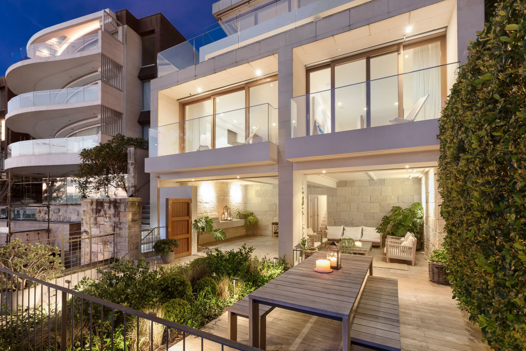 The downstairs duplex sold earlier this year for $16.6 million to Macquarie's David Roseman.