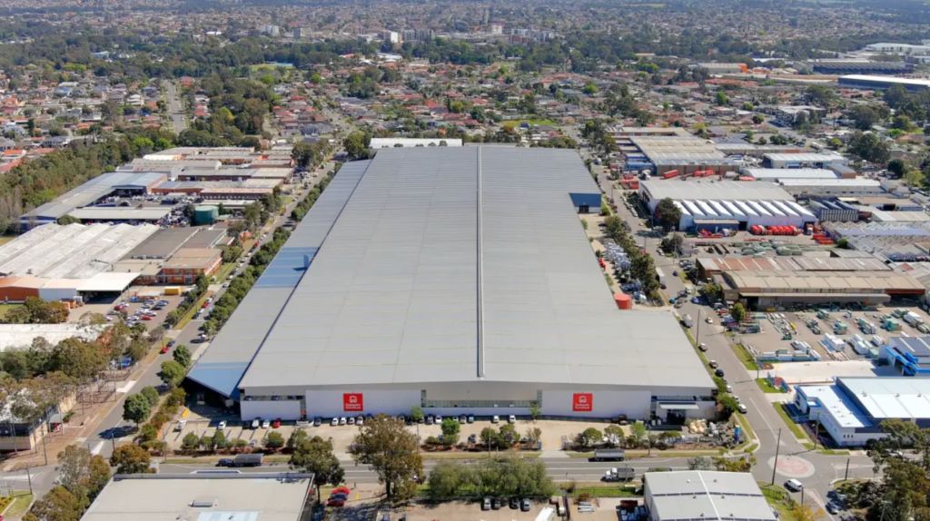 Sydney warehouse sale sets new benchmark