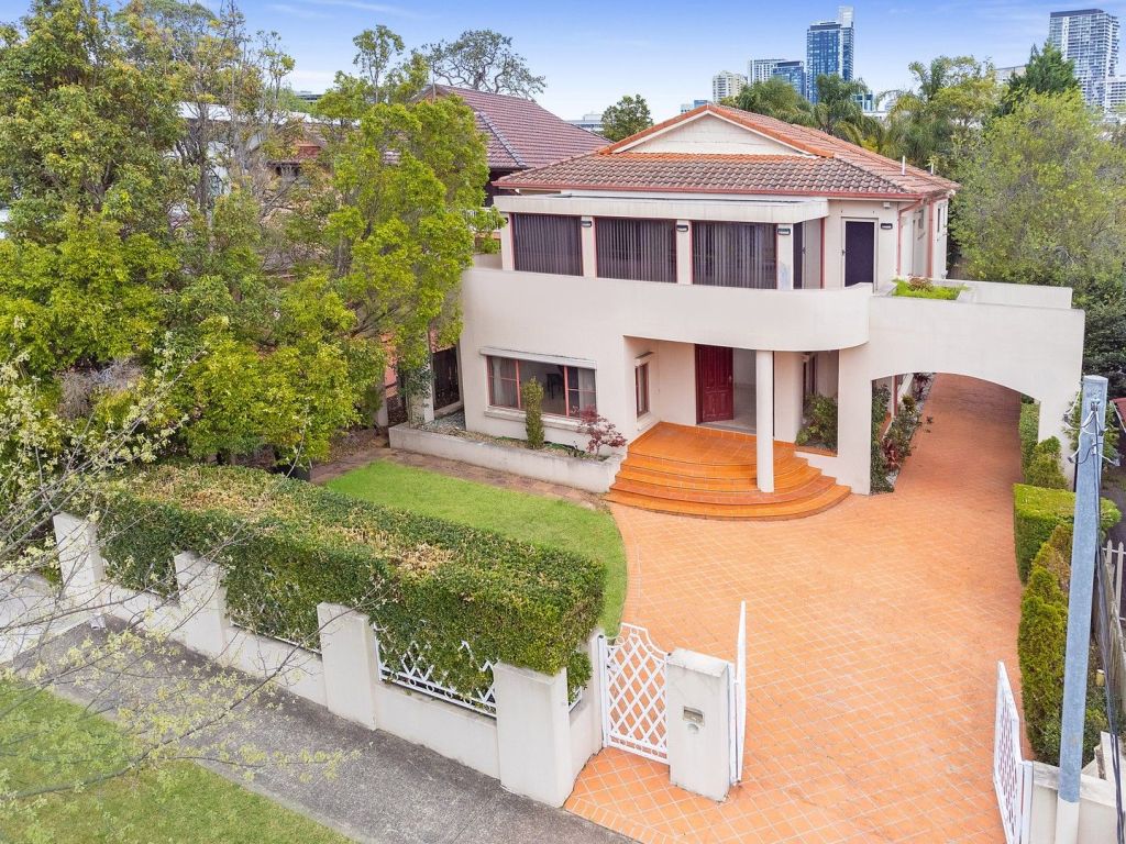 The Chatswood house purchased by Xiaobei Shi in 2000 hit the market on Friday.