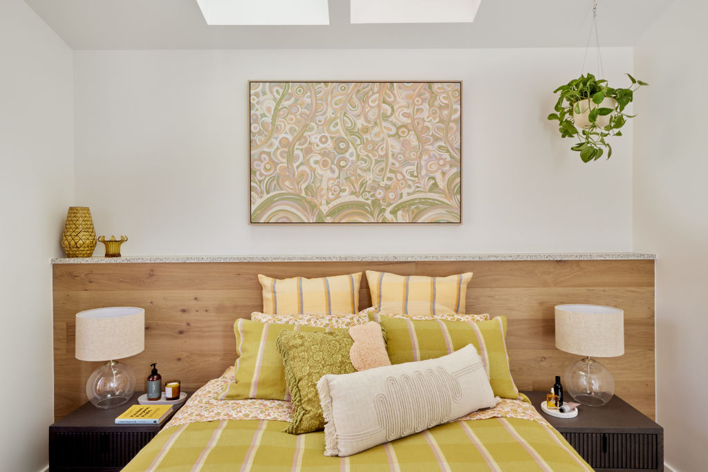 The artwork in Tanya and Vito's guest bedroom perfectly complemented the bedding. Photo: Channel Nine