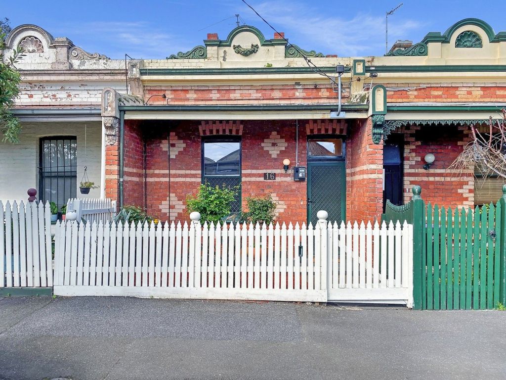 How Victorian homebuyers can get into the market with a small deposit