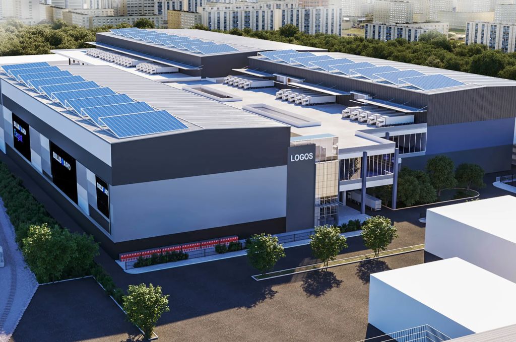 Qantas lands $802m windfall selling prime land near Sydney Airport