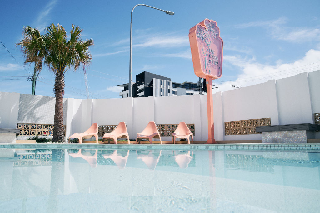 Palm trees and neon signs: Retro motels enjoy a renaissance