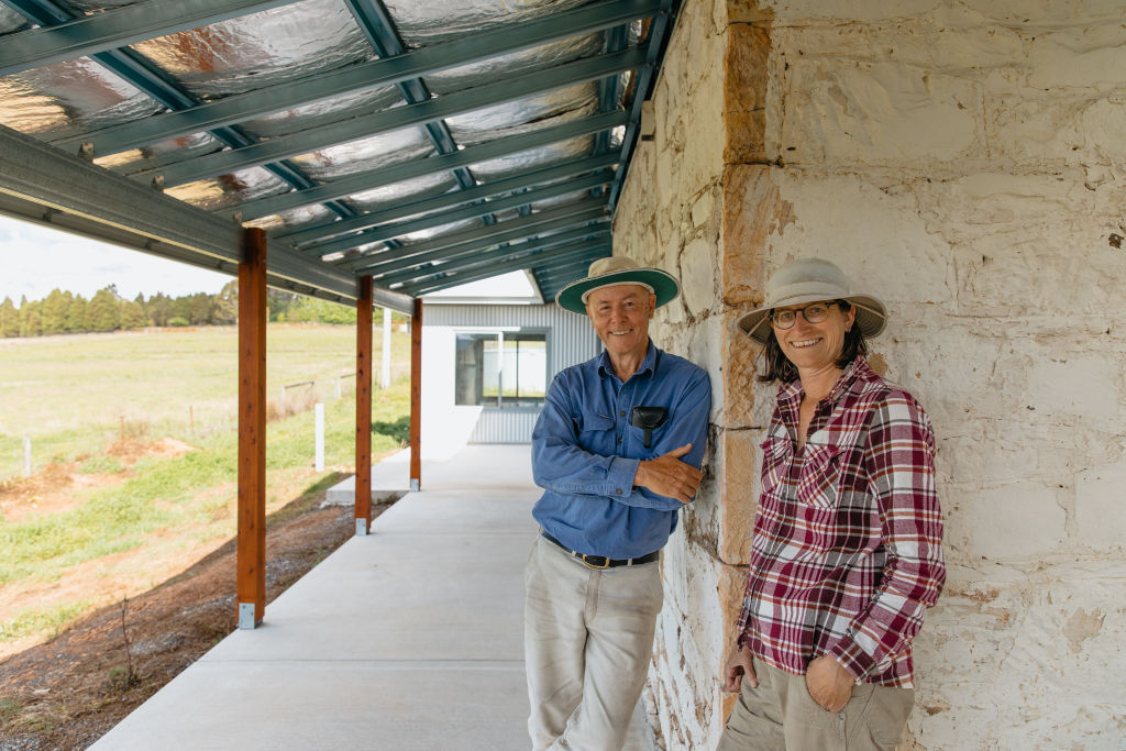 Meryn Perry and Iain Fraser decided to build their home in Rylstone. Photo: Marianna Kruger