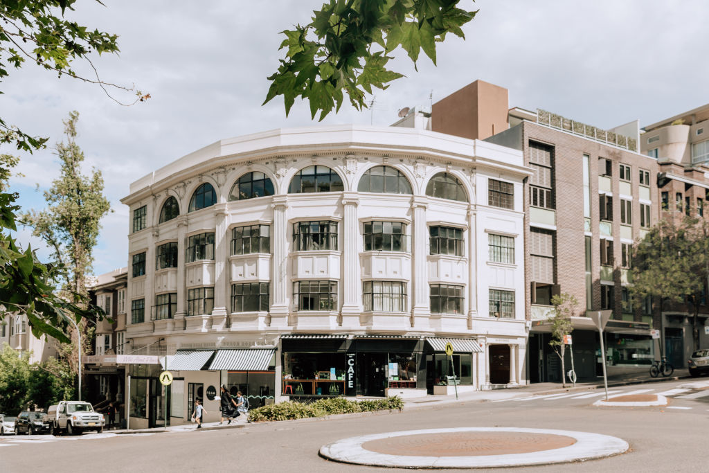 Elizabeth Bay is known for its beautiful heritage buildings and tree-lined streets. Photo: Vaida Savickaite