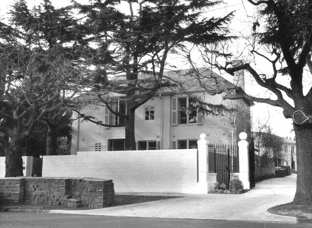 The million-dollar property at 20 St Georges Road, as it appeared in 1986. Photo: Supplied