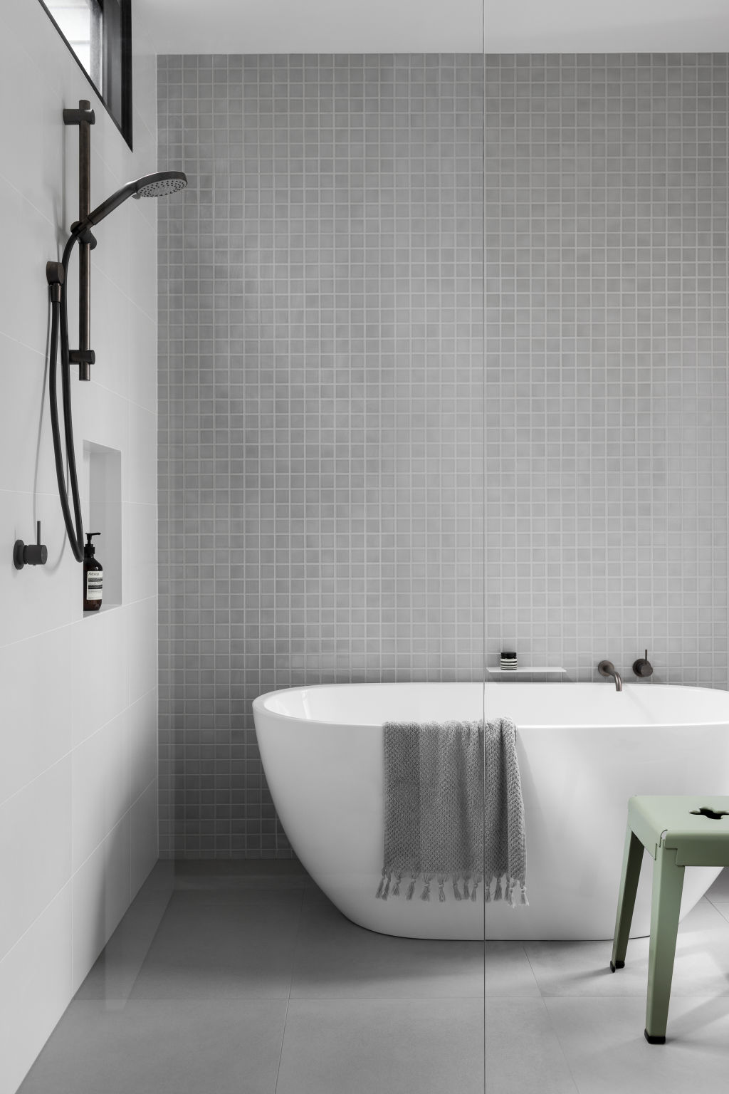 For a luxurious touch in your bathroom, opt for a freestanding tub. Richmond house by Heartly interior design studio. Photo: Martina Gemmola