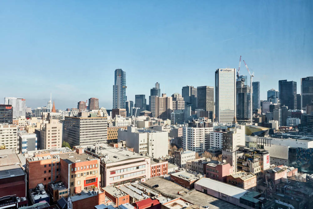 What employees are asking for from an office space in 2022
