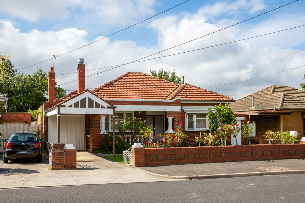 Home owners and buyers could see variable interest rates increase within weeks, after the Reserve Bank of Australia raised the cash rate target at its May meeting. Photo: Greg Briggs