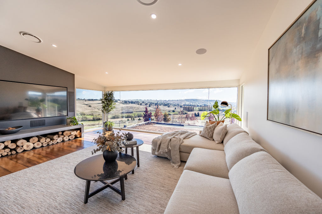 The renovation embraces the amazing views from the property. Photo: Marianna Kruger