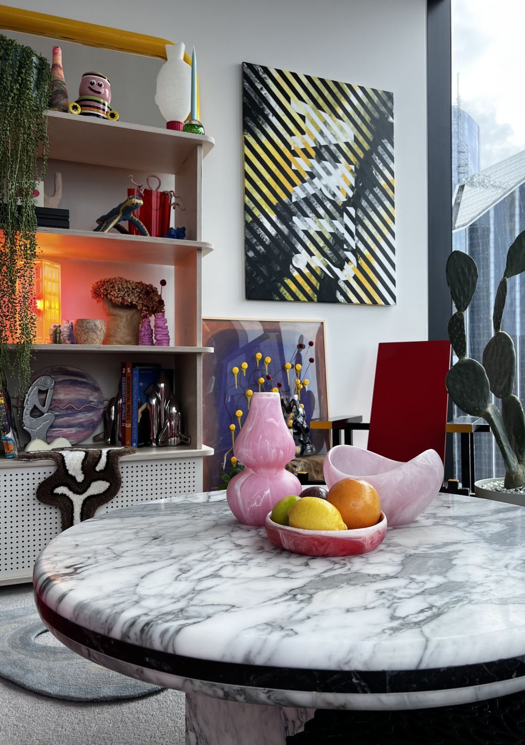 When it comes to maximalism, rules are made to be broken. Photo: @joshandmattdesign
