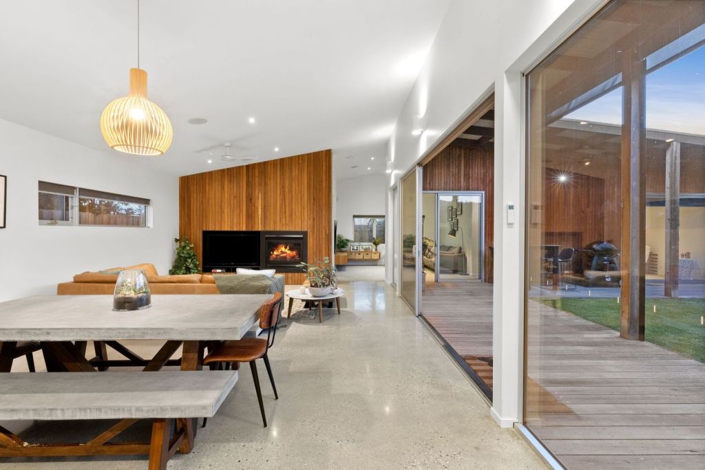 This sustainable home at 9 Marmion Circuit, Ocean Grove, on Victoria's Bellarine Peninsula, recently sold in just 12 days for $851,000. Photo: Bellarine Property