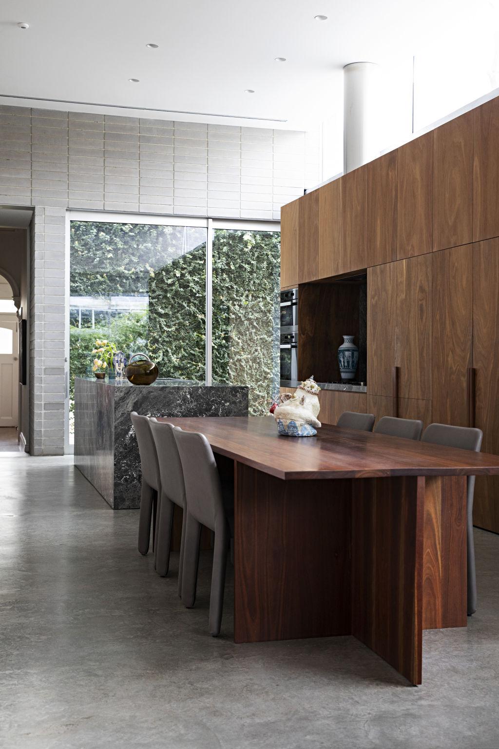 The natural textures coming together in the kitchen and dining space.  Photo: Natalie Jeffcott
